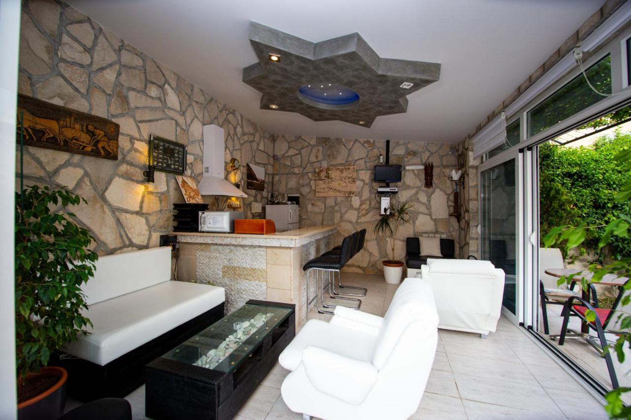 Mejic Apartments Cattaro Esterno foto