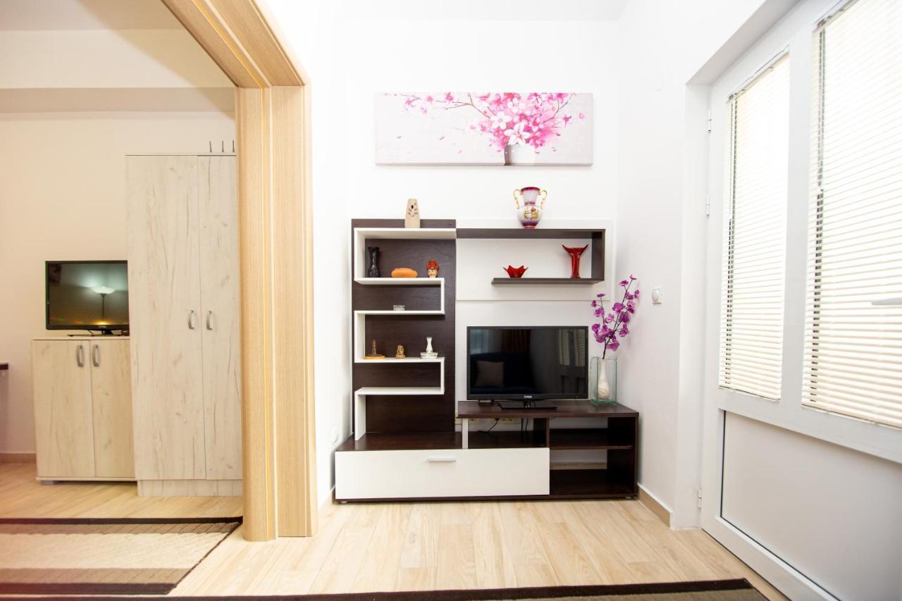 Mejic Apartments Cattaro Esterno foto