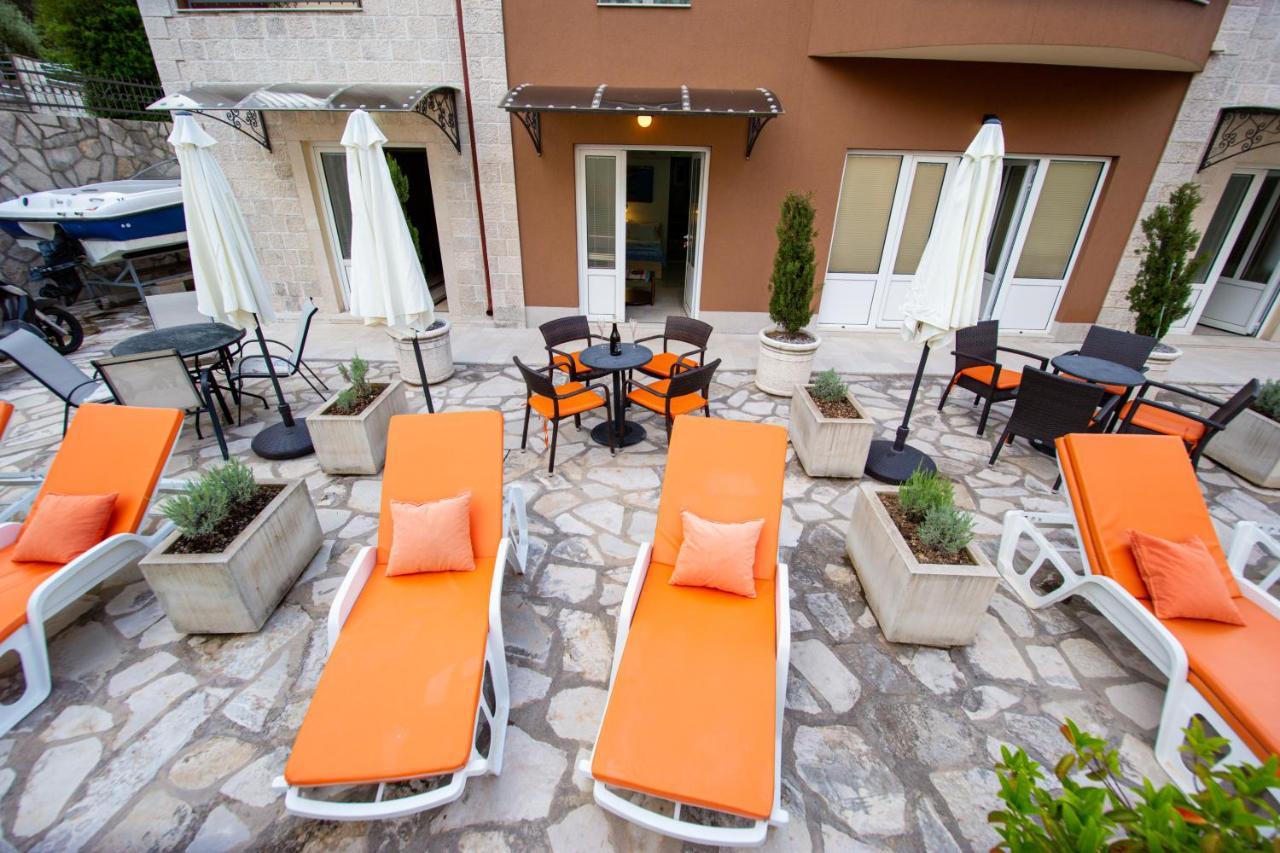 Mejic Apartments Cattaro Esterno foto