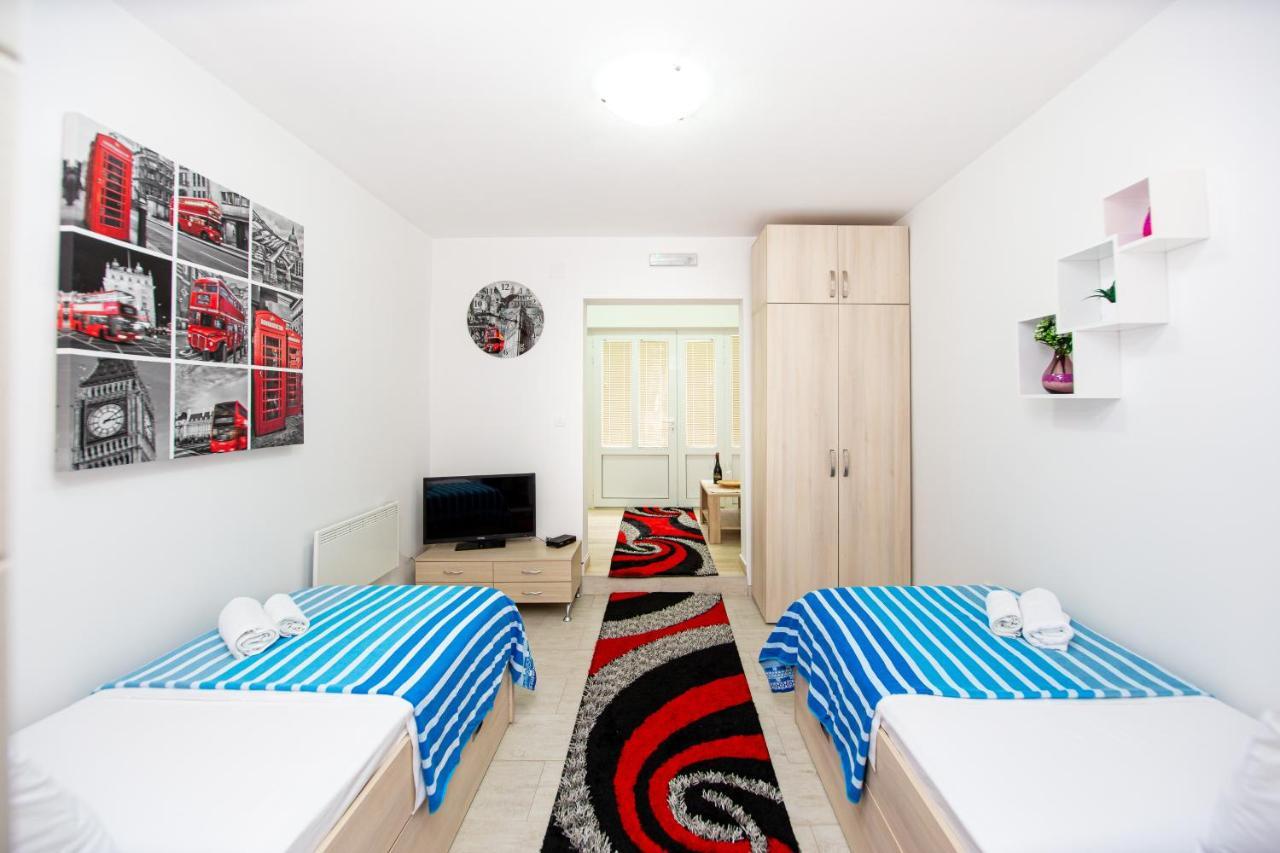 Mejic Apartments Cattaro Esterno foto