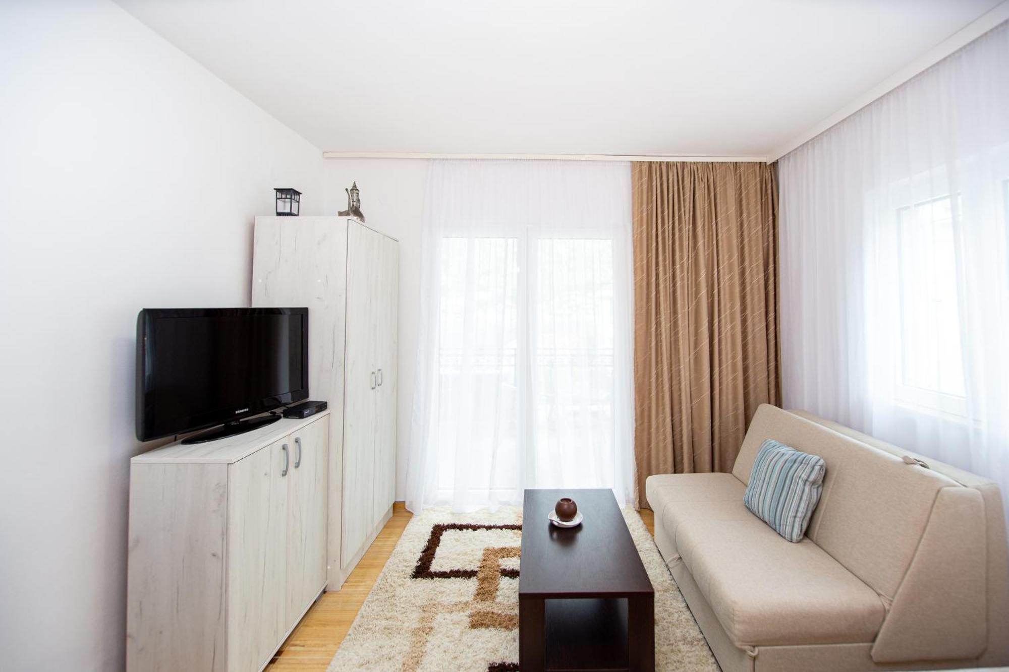 Mejic Apartments Cattaro Esterno foto
